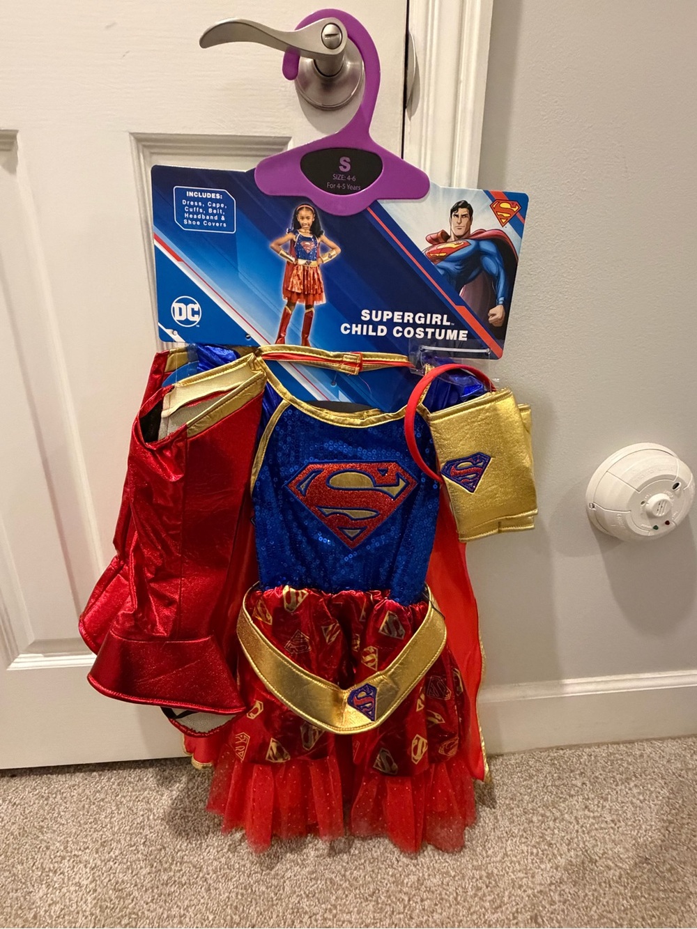 DC Supergirl Child Costume - Blue, Red & Gold, size small 4-6
